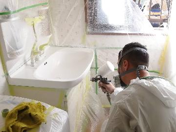 洗面ボウル再塗装の技術研修