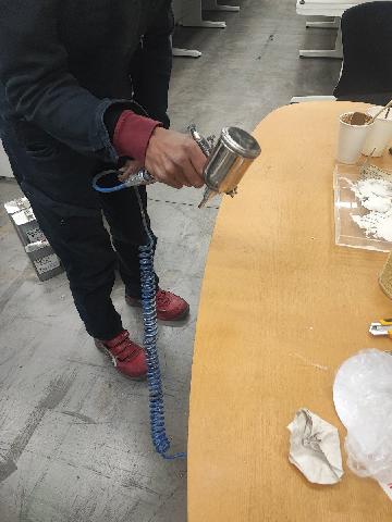 小型ガンで部分塗装してリペア